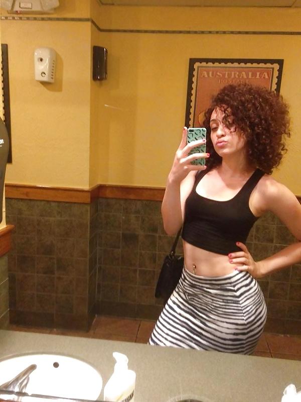 25P Thick Sexy Mixed Chic With A Curvy Body