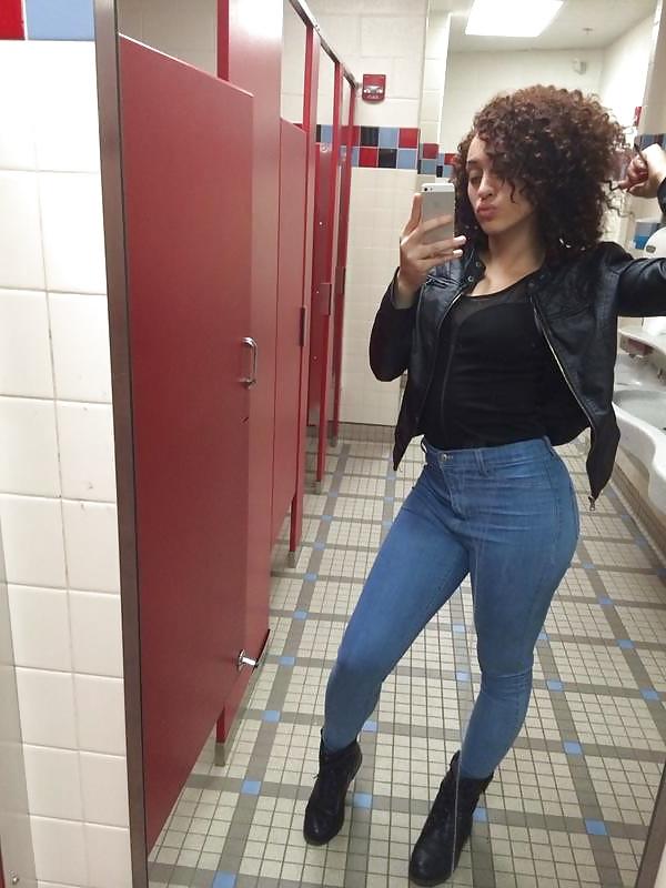 25P Thick Sexy Mixed Chic With A Curvy Body