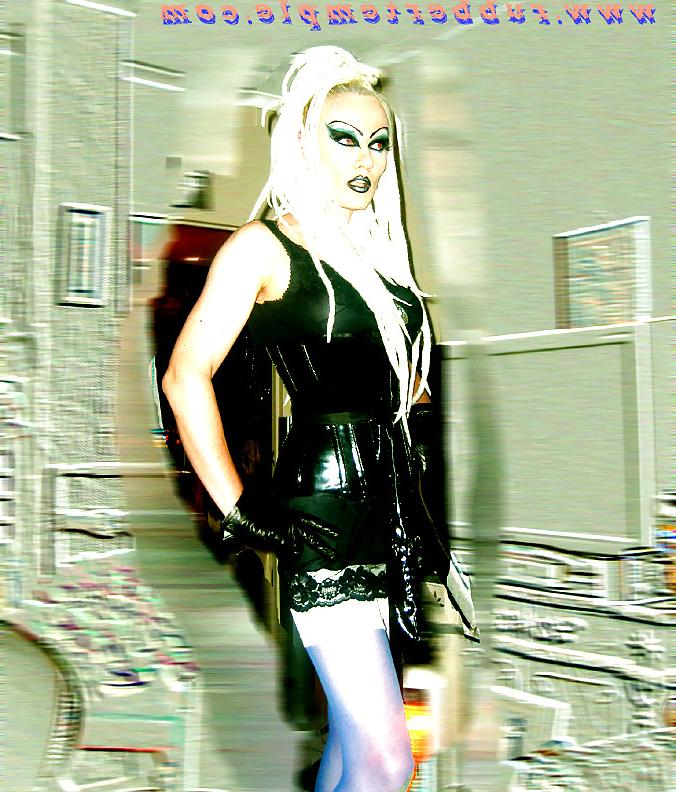 13P Shemale Mistress Sabrina Blaze 2