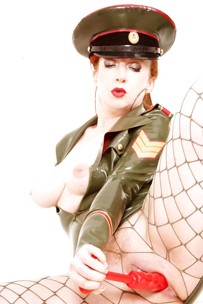 15P Red-Army Goddess