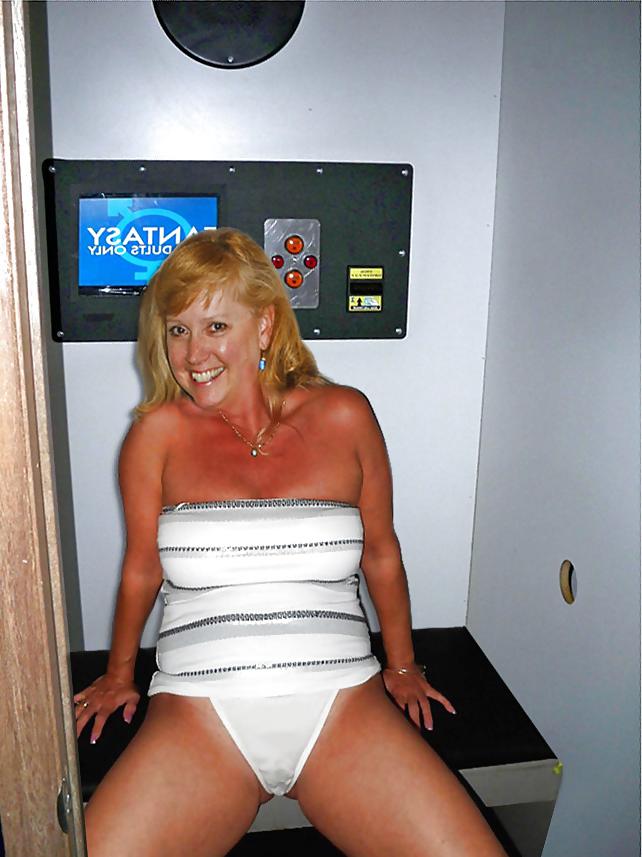 25P Adult Theater Sluts
