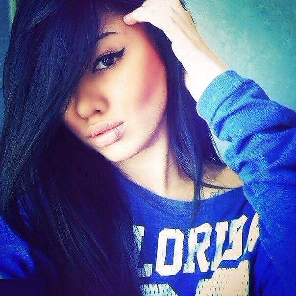25P Black-Haired Goddesses (vol 15)
