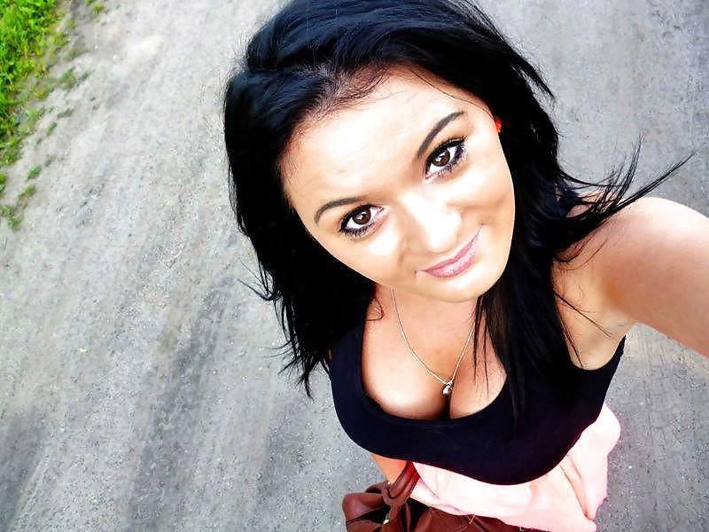 25P Black-Haired Goddesses (vol 13)