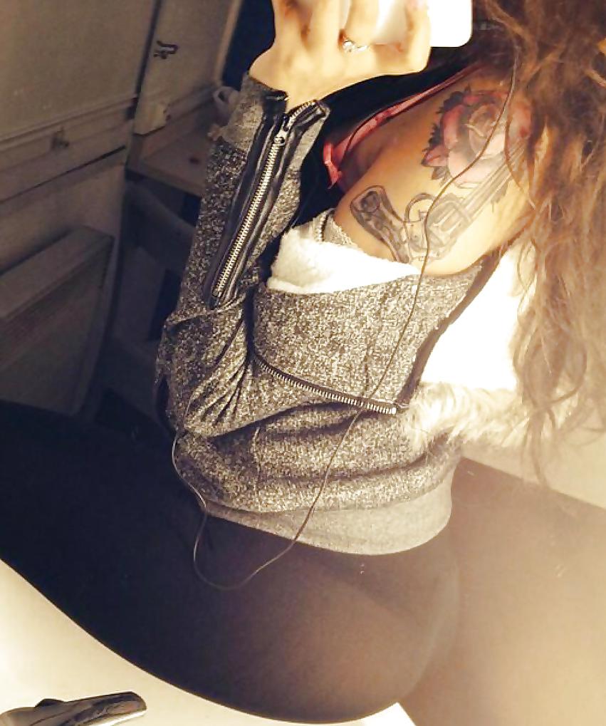 25P Arabian  Goddess With A Booty #2