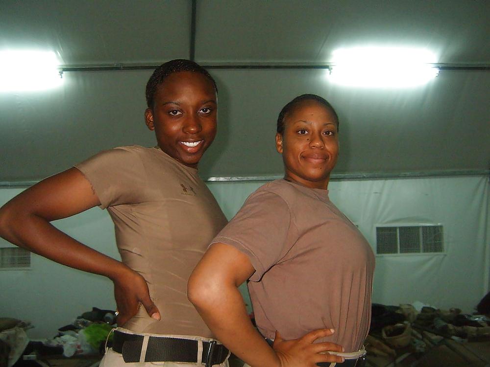 7P Black Army Girl