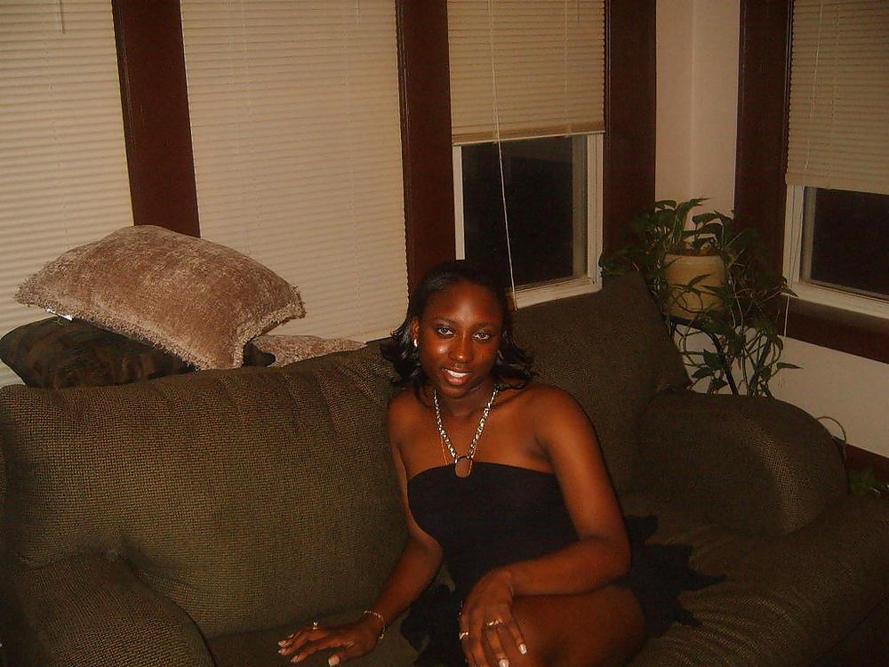 7P Black Army Girl