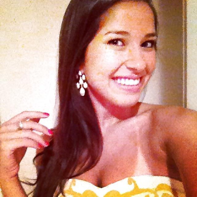 16P Hot Brazilian Brunette