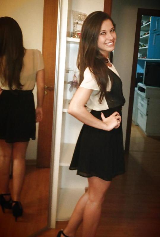 16P Hot Brazilian Brunette