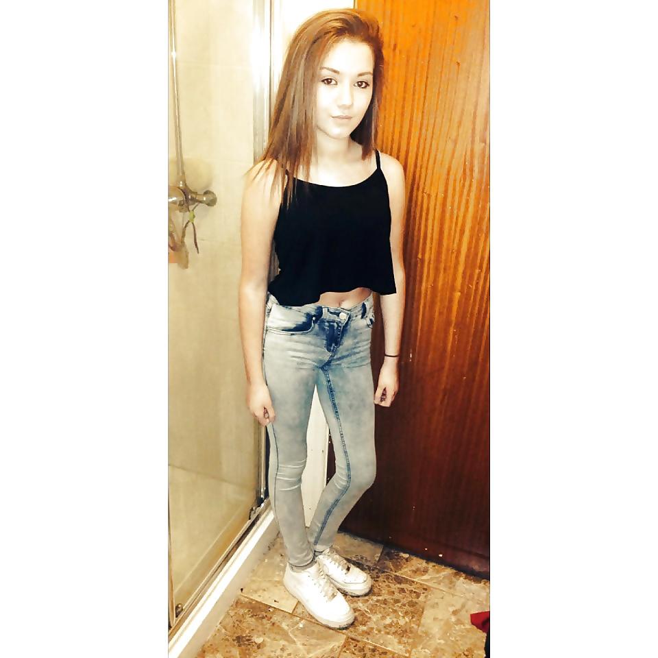 25P Hot little teens in skin tight jeans