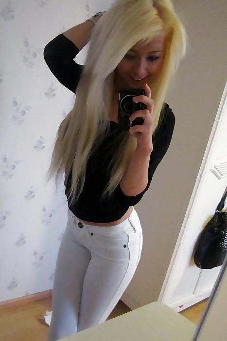 25P Hot little teens in skin tight jeans