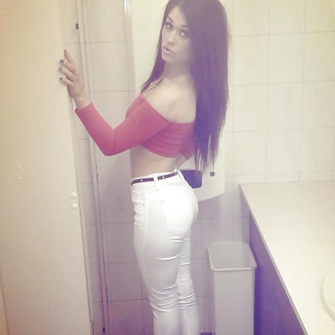 25P Hot little teens in skin tight jeans
