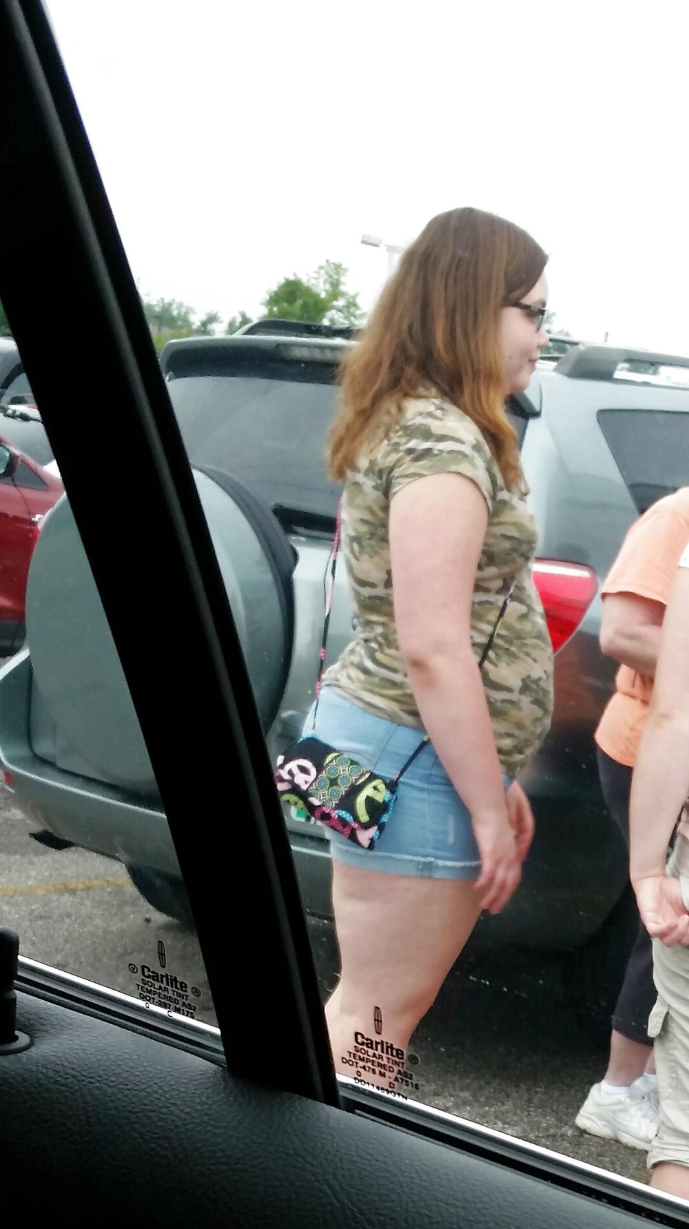 7P Thick young thing I'd fuck