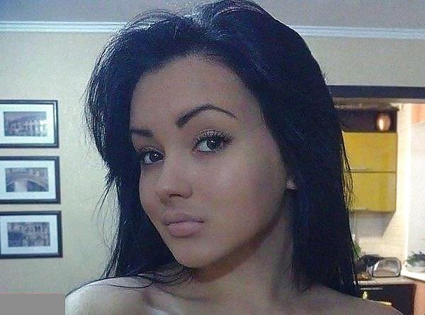 25P Black-Haired Goddesses (vol 22)