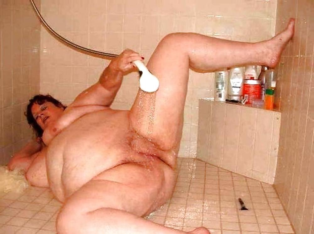 24P Big fat granny omas I would love to date
