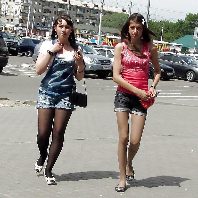 25P Horny girls in jeans CXX
