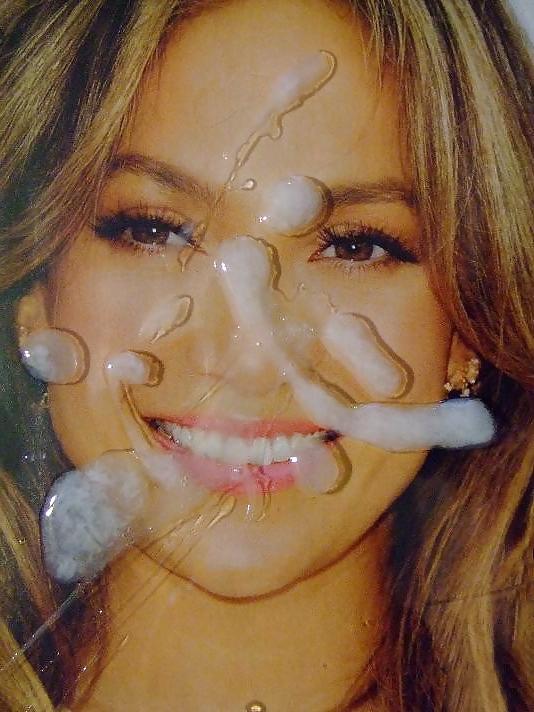 6P BIGflip Drops a Thick Load On Jennifer Lopez