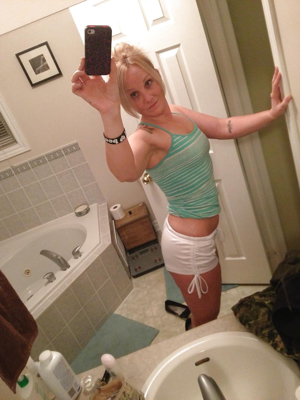 10P My Bathroom Selfies