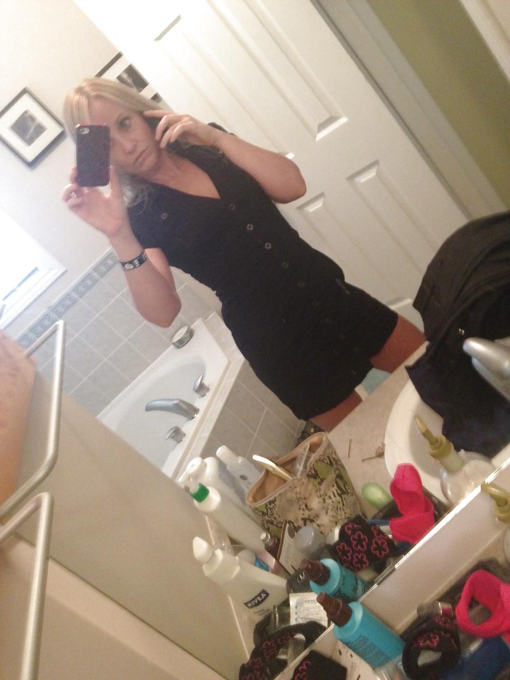 10P My Bathroom Selfies