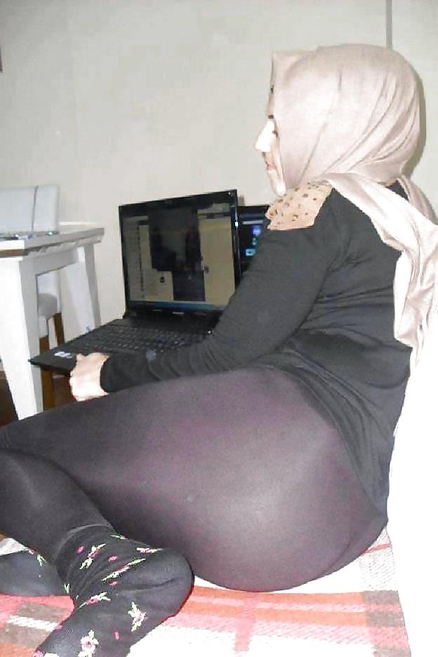 15P Arabian Feet