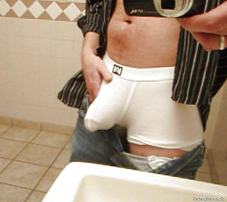 12P Thick creamy flying cum shot