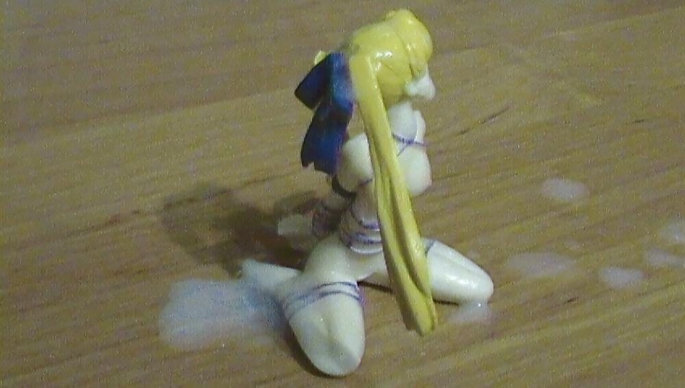 10P Cum on anime figure
