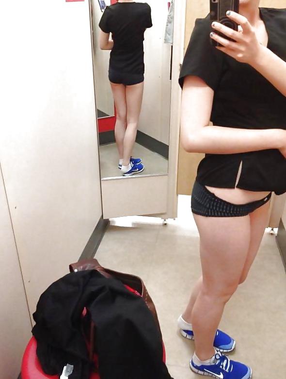 8P Chinese girl nude in public