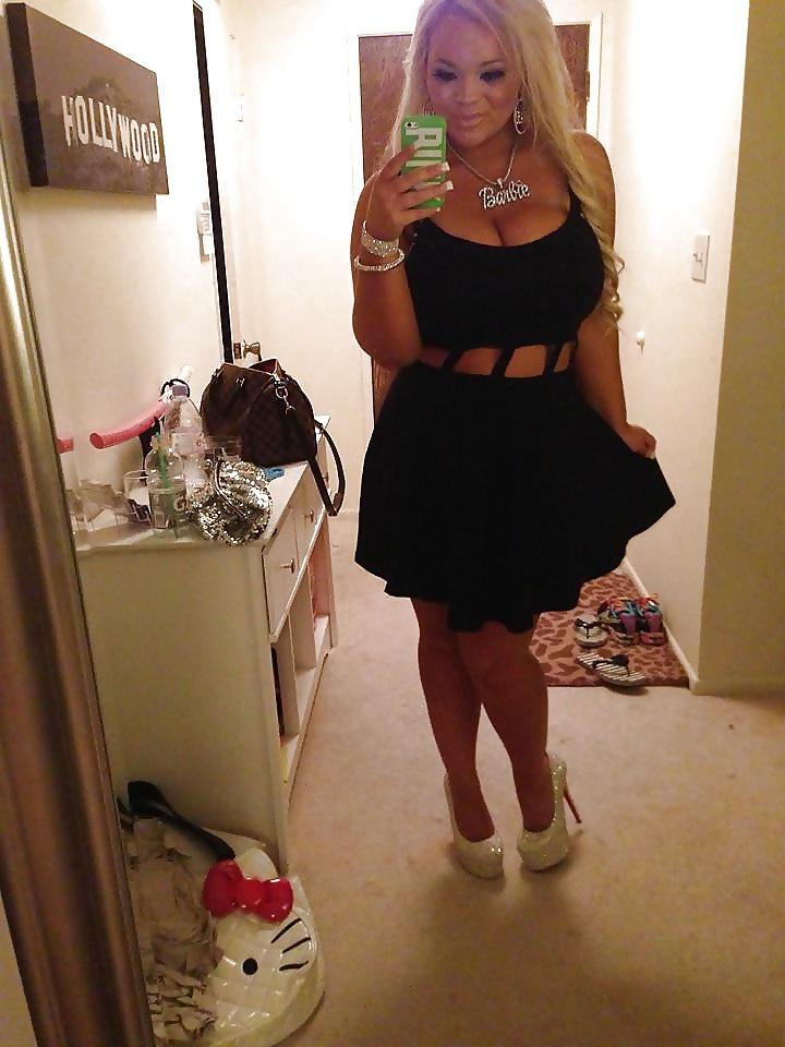 25P Plus size bimbo