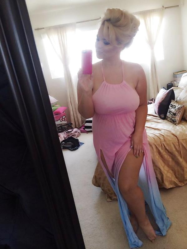 25P Plus size bimbo