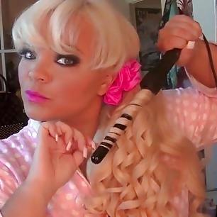 25P Plus size bimbo