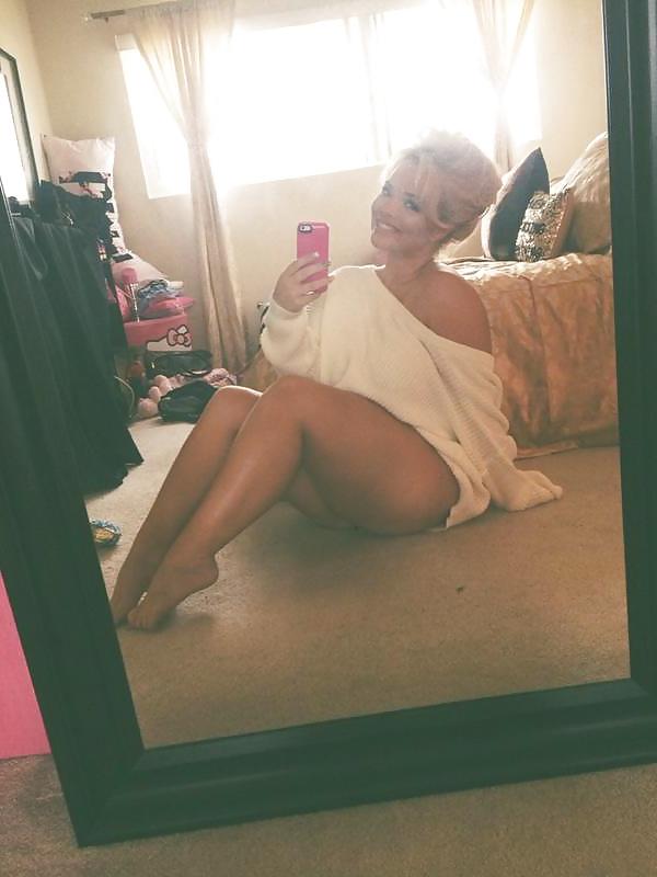 25P Plus size bimbo
