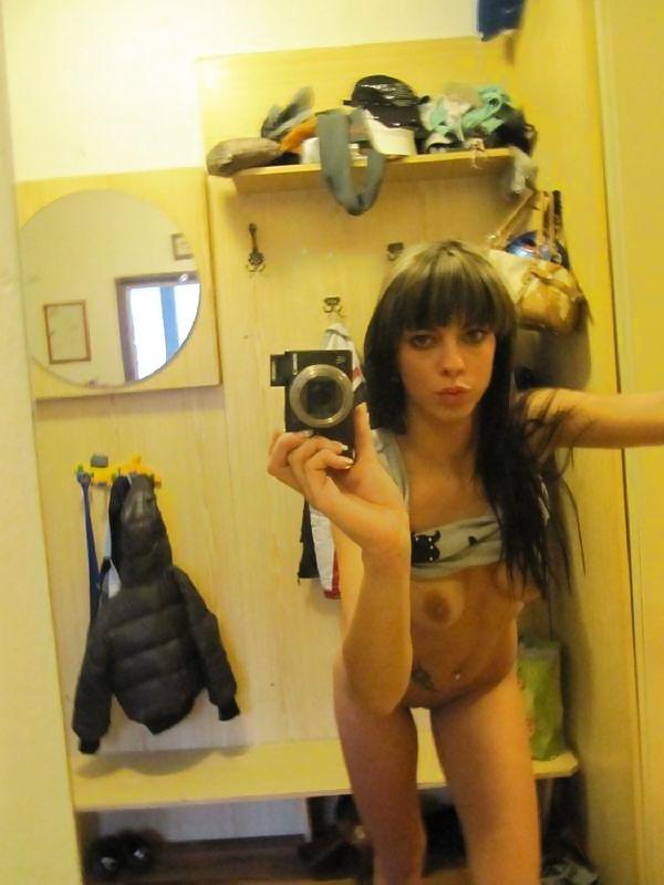 11P Brunette in mirror