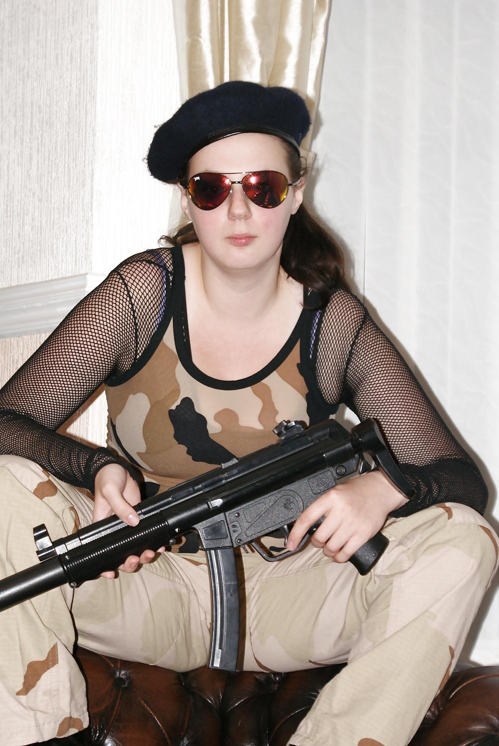23P Army mistress