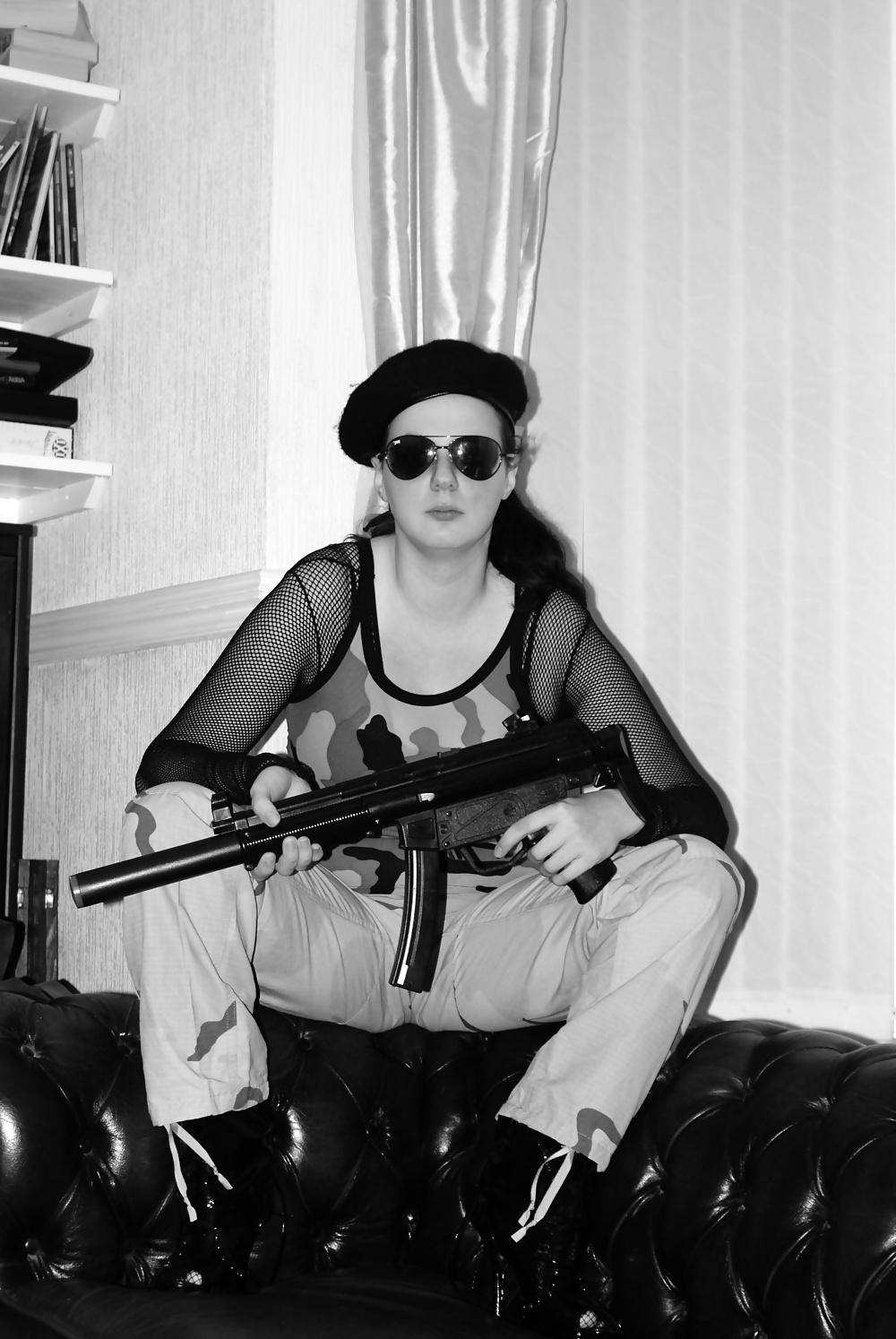 23P Army mistress