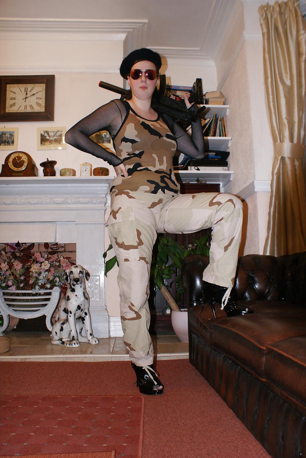 23P Army mistress