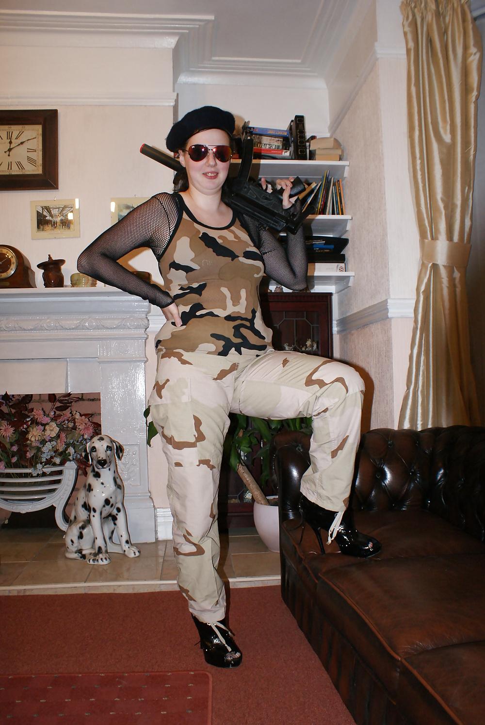 23P Army mistress
