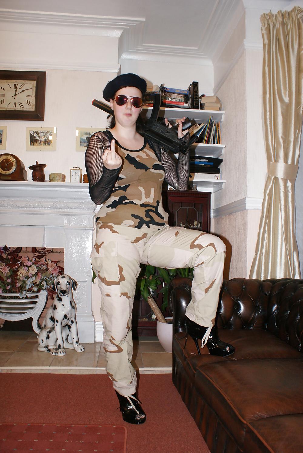 23P Army mistress