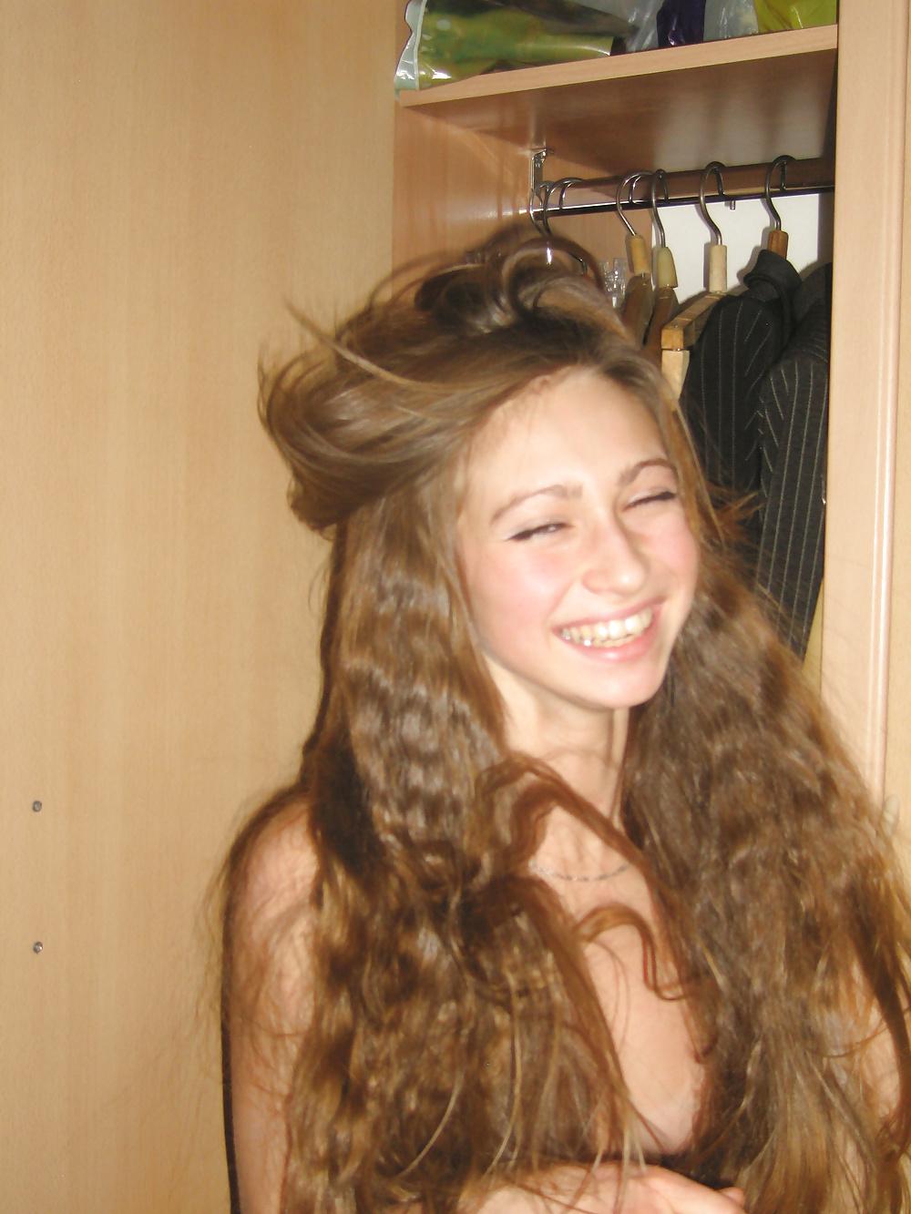 25P Long-Haired Cutie