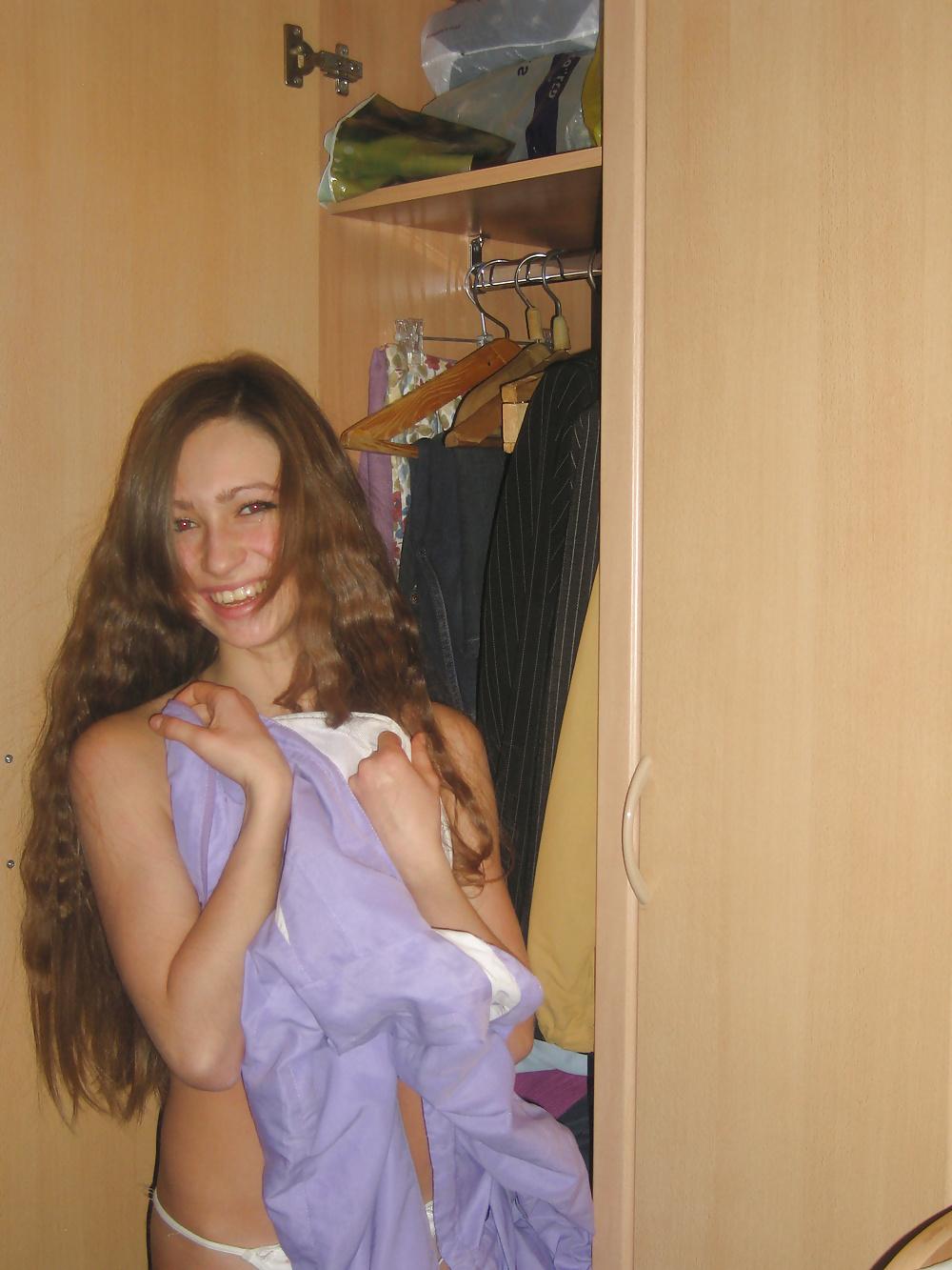 25P Long-Haired Cutie