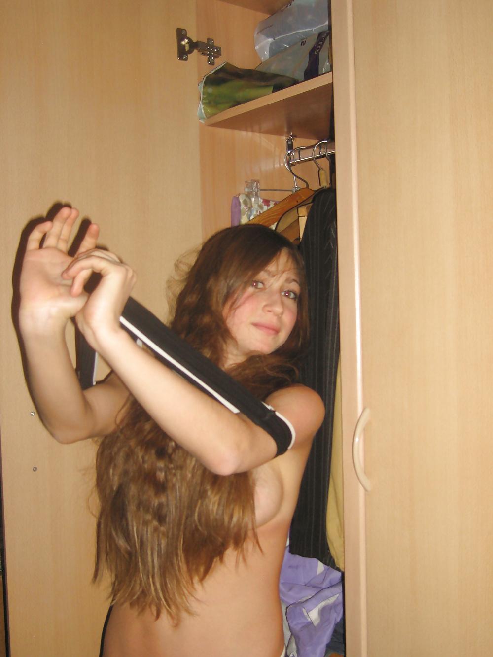 25P Long-Haired Cutie