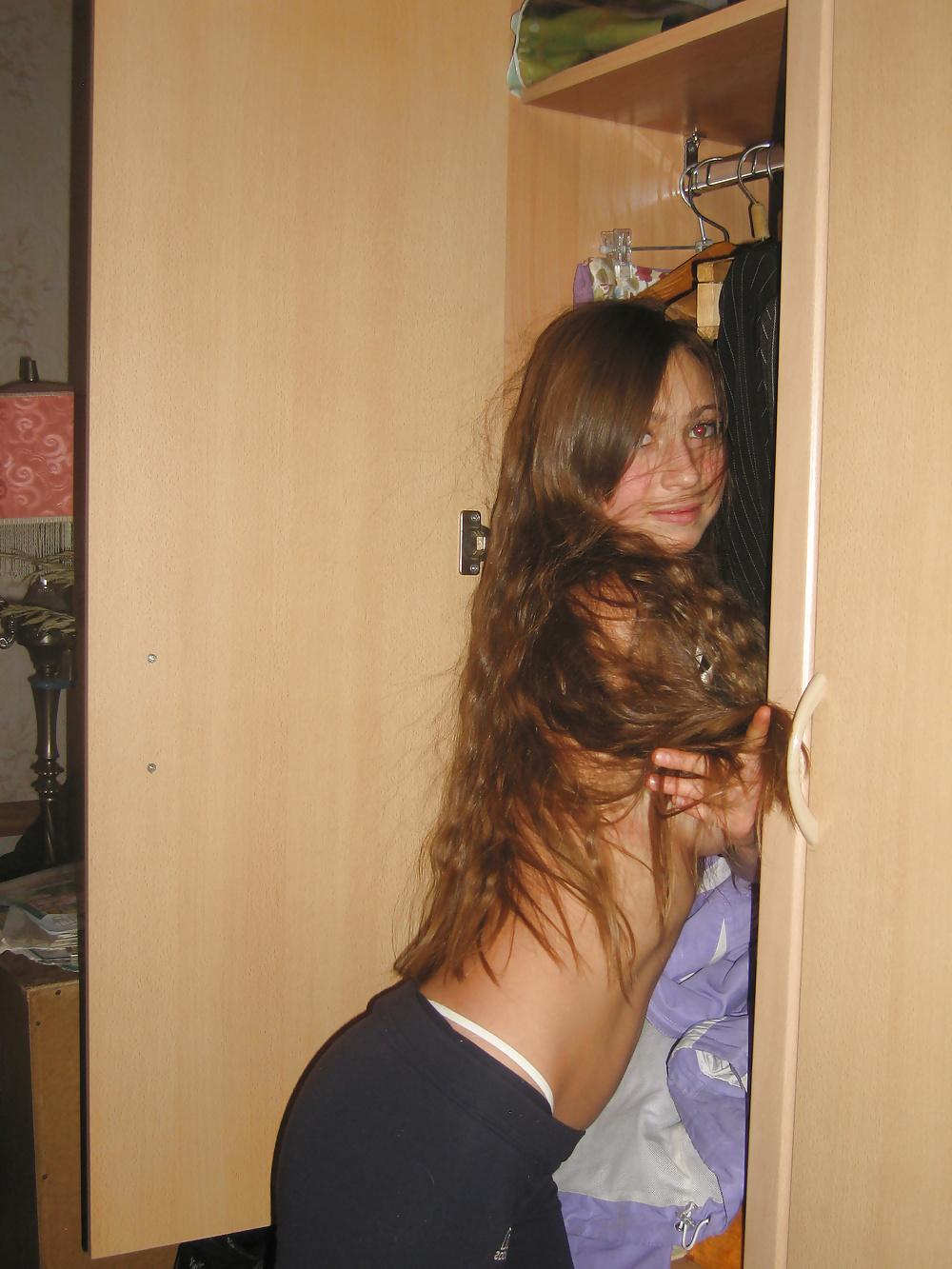 25P Long-Haired Cutie