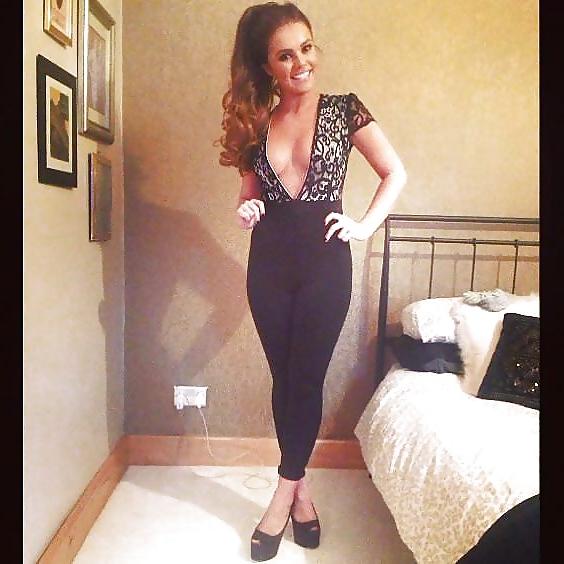 25P Sluts in tight pants! 17