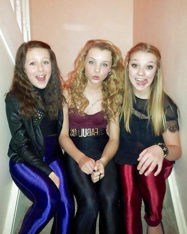 25P Sluts in tight pants! 17