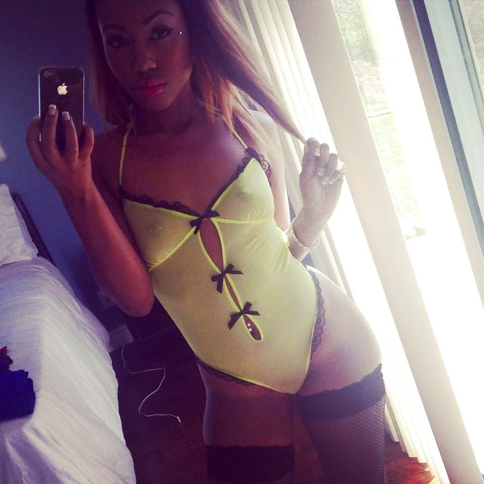 25P Sexy thick girls 