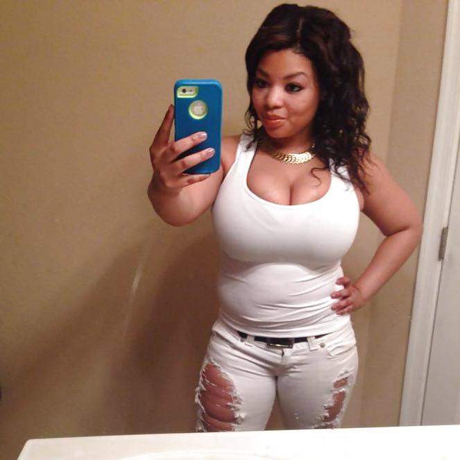 25P Sexy thick girls 
