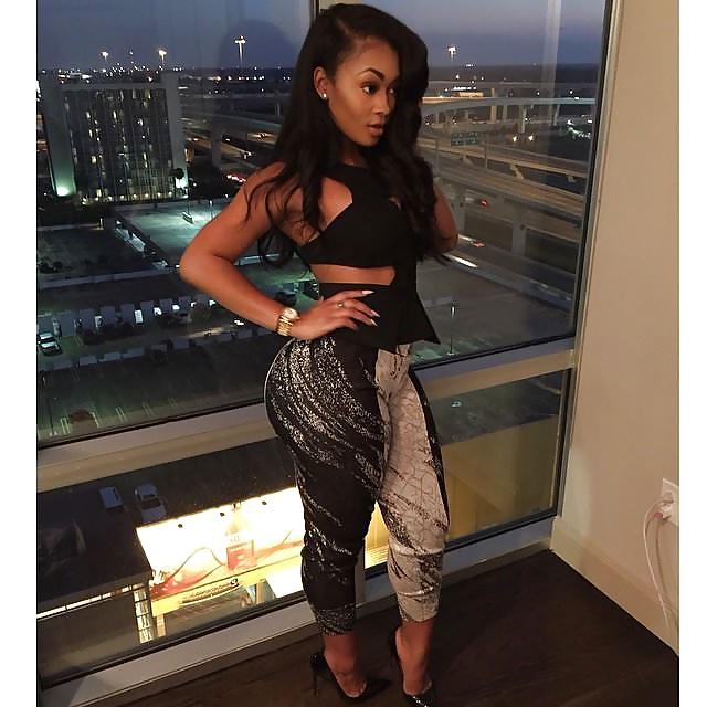 25P Sexy thick girls 