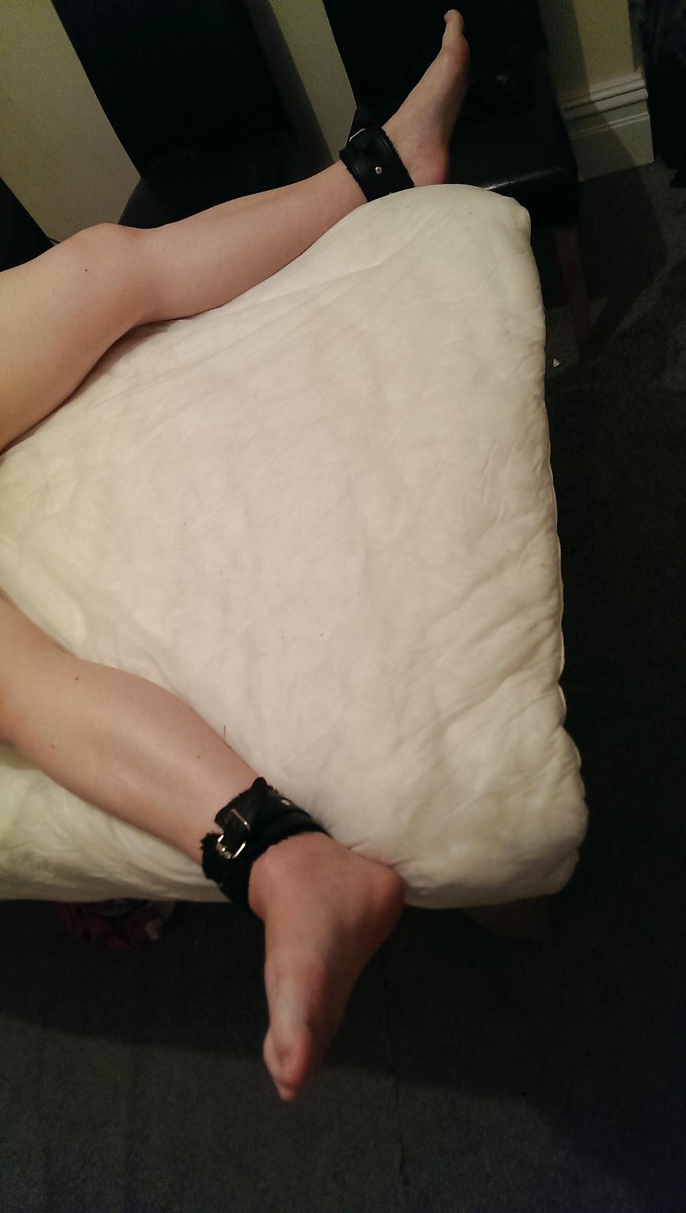 16P Wife tied up