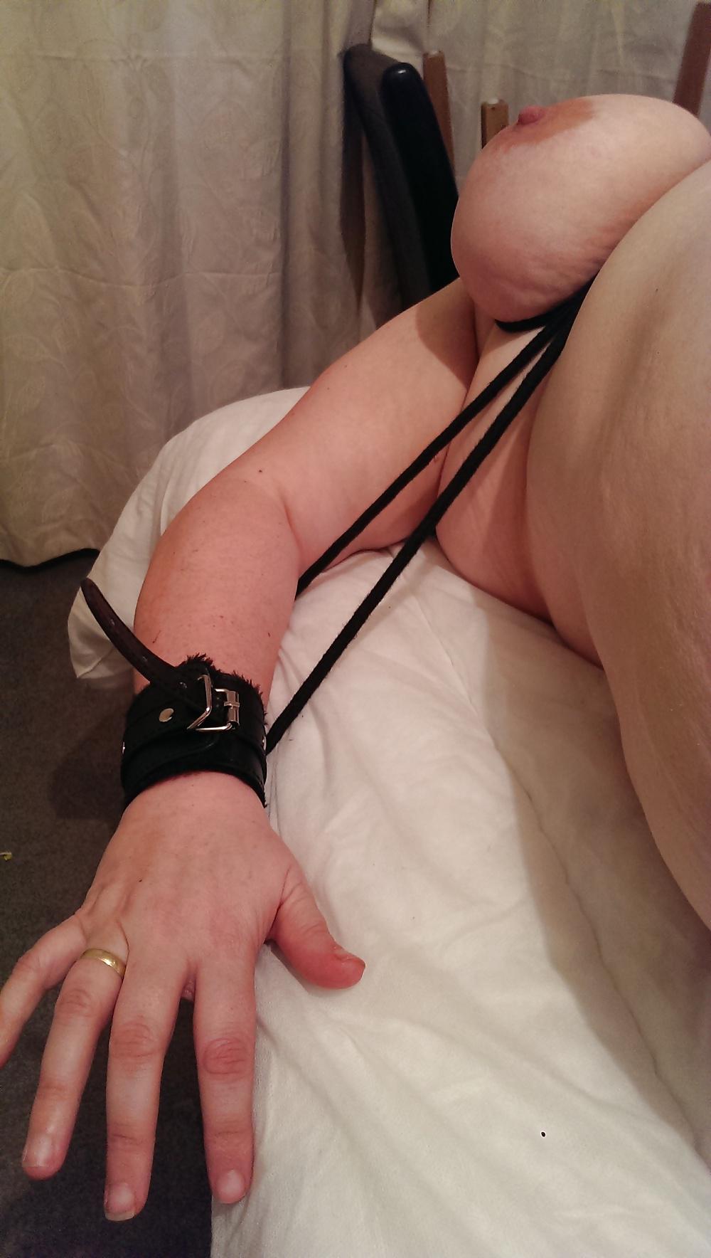 16P Wife tied up