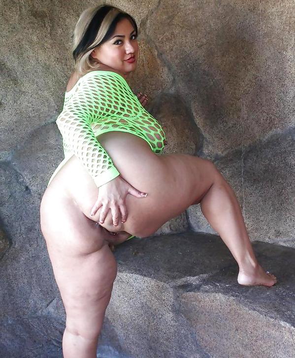 18P Thick Thighs 14