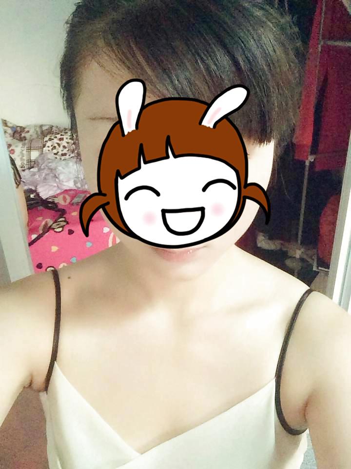 7P Chinese teen shows pussy