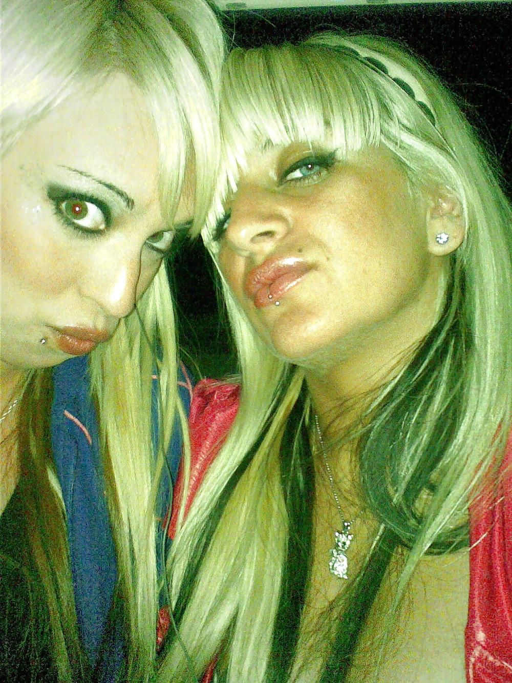 25P Bimbo Invasion 16
